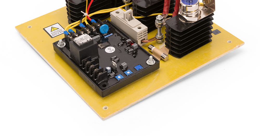Estabilizadores de onda generador diésel avr regulador de voltaje CA trifásico SAVRH-100A GAVR 100A